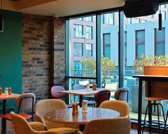 B&B HOTEL Birmingham Centre - Birmingham - Restaurant