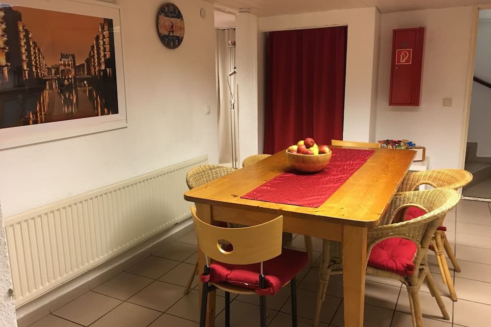 بيزمنت هامبورج - هوستل