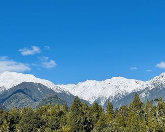 Franz Josef Top 10 Holiday Park - Franz Josef Glacier - Outdoor view