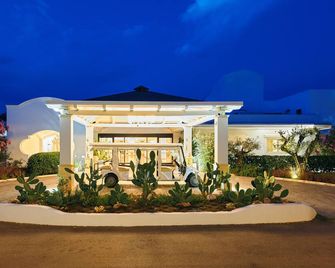 Oleandri Resort Paestum - Capaccio - Gebäude