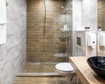 Avenue Hotel Deluxe - Бургас