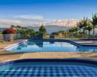Mirador del Magdalena Hotel y Glamping - San Agustín - Pool
