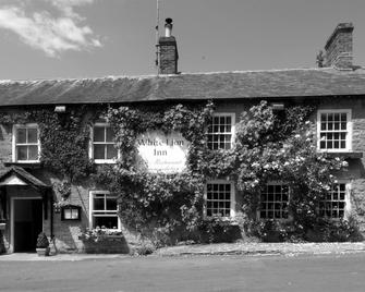 The White Lion Inn - Gillingham - Building