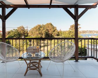 Filanthi - The project - Methoni - Balcony