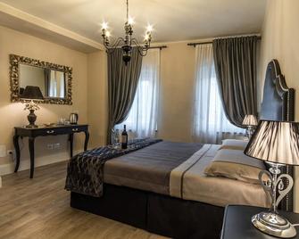 Pistoia Luxury Suite - Pistoia - Camera da letto