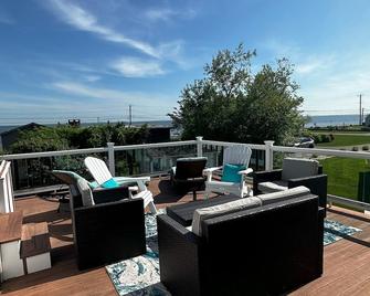 Luxurious Beach Home! - Old Saybrook - Balcony