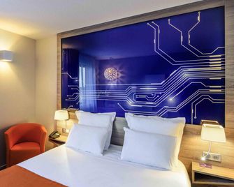 Hôtel Mercure Poitiers Site du Futuroscope - Chasseneuil-du-Poitou - Bedroom
