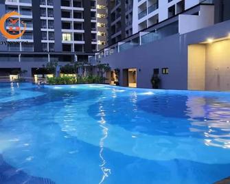 #4 Cheras Symphony Tower High Floor Studio With Very Nice City View - Cheras - Piscina