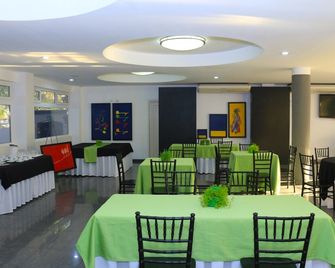 Hotel Galerias Hn - סן פדרו סולה - מסעדה