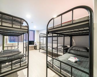 Phoenix Greentel Motel - Pyeongchang - Bedroom