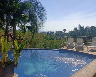 Hotel Nature Lodge Finca los Caballos - Montezuma - Pool