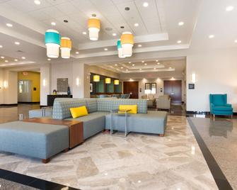 Drury Inn & Suites Colorado Springs Near the Air Force Academy - קולרדו ספרינגס - לובי