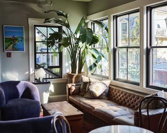Gifford House - Provincetown