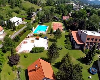 Hotel Slatina - Lipova Lazne - Piscina