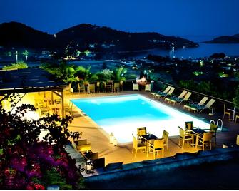 Vigles Sea View, Philian Hotels And Resorts - Scíathos - Piscina