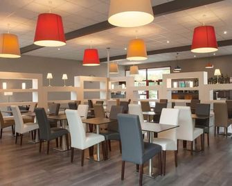 Brit Hotel Confort Bressuire - Bressuire - Restaurant