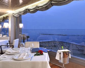 Vincci Selección Aleysa - Benalmádena - Restauracja