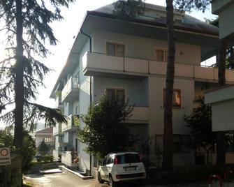 Mary Beb - Teramo - Gebäude