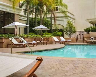 Best Value, Quality Stay! 3 Pleasant Units, Free Parking, Pool, Pets Allowed - Sunnyvale - Bazén