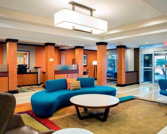 Fairfield Inn & Suites by Marriott Lakeland Plant City - Plant City - Living room