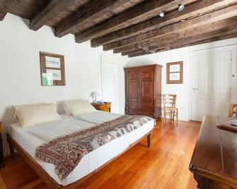 Villa Di Tissano - Tissano - Bedroom