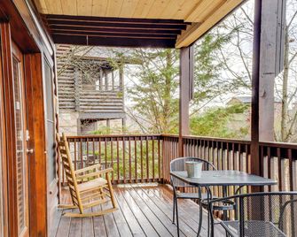 3 Mi to Dollywood Pigeon Forge Resort Studio! - Pigeon Forge - Balkon