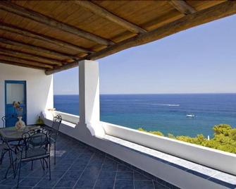 Hotel Girasole - Panarea - Balkon