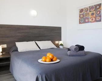 Apartaments Atzavara - Calella - Slaapkamer