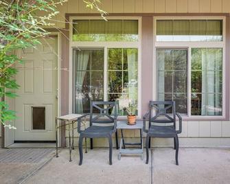 Quiet Home with Garden about 7 Mi to Patagonia Lake! - Patagonia - Patio