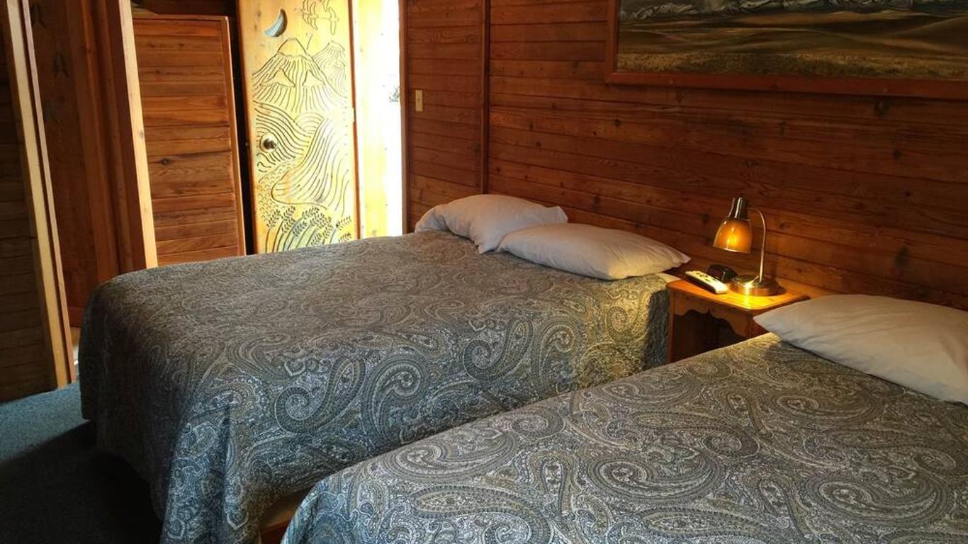 Whistling Swan Motel