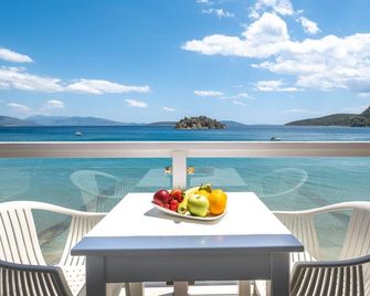 Nelly's Apartments - Tolo - Balcón