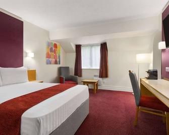 Days Inn by Wyndham Maidstone - Maidstone - Bedroom