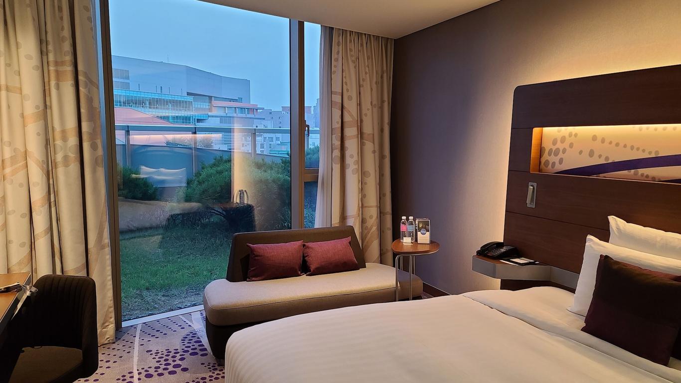 نوفوتيل أمباسادور سوون