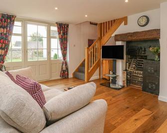 The Farmhouse Kitchen - Ripon - Living room
