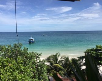 Guyana Saikaew - Ko Samet - Strand