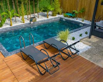 Adesa Bungalow Hotel - Sapanca - Басейн