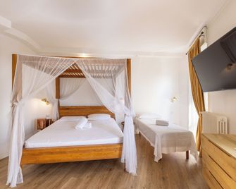 Baby Hotel - Torino
