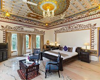 شوندا بالاس - أودايبور - غرفة نوم