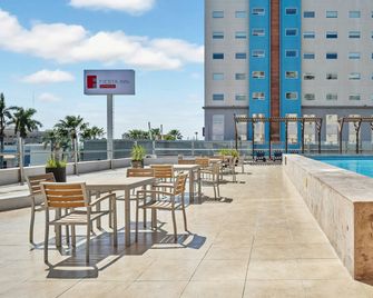Fiesta Inn Express Ciudad Obregón - Ciudad Obregón - Pool
