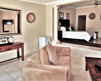 African Roots Guest House - Polokwane - Habitación