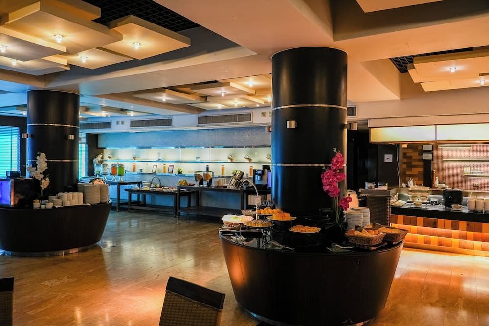 The Nouveau Chumphon Beach Resort And Golf - Chumphon - Buffet