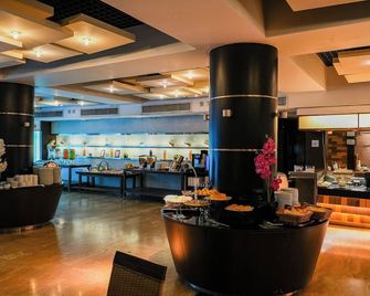 The Nouveau Chumphon Beach Resort And Golf - Chumphon - Buffet