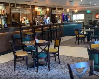The Gilvenbank Hotel - Glenrothes - Bar