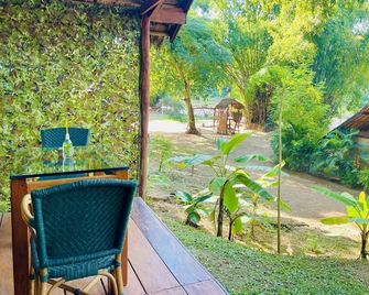 Explorer Tent - Luxurious Glamping in the Nature - Luang Prabang - Veranda