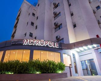 Hotel Metropole Paulinia - Паулінія - Будівля