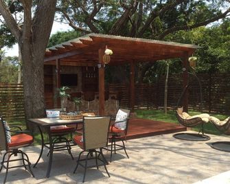Your perfect place in West Bay, Roatan - Coxen Hole - Patio