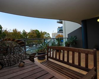Nautilos Apartments - Newcastle - Balcony