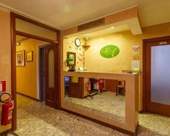 Hotel America - Milão - Corredor