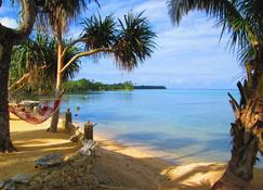 Troppo Mystique - Port Vila - Spiaggia