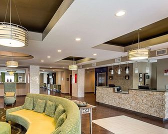 Comfort Suites near Tanger Outlet Mall - Gonzales - Lobby